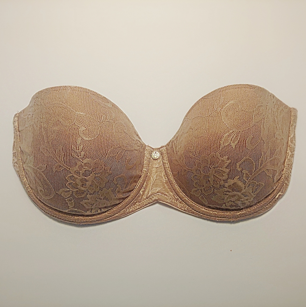 SOLD Natori Calais convertible strapless bra